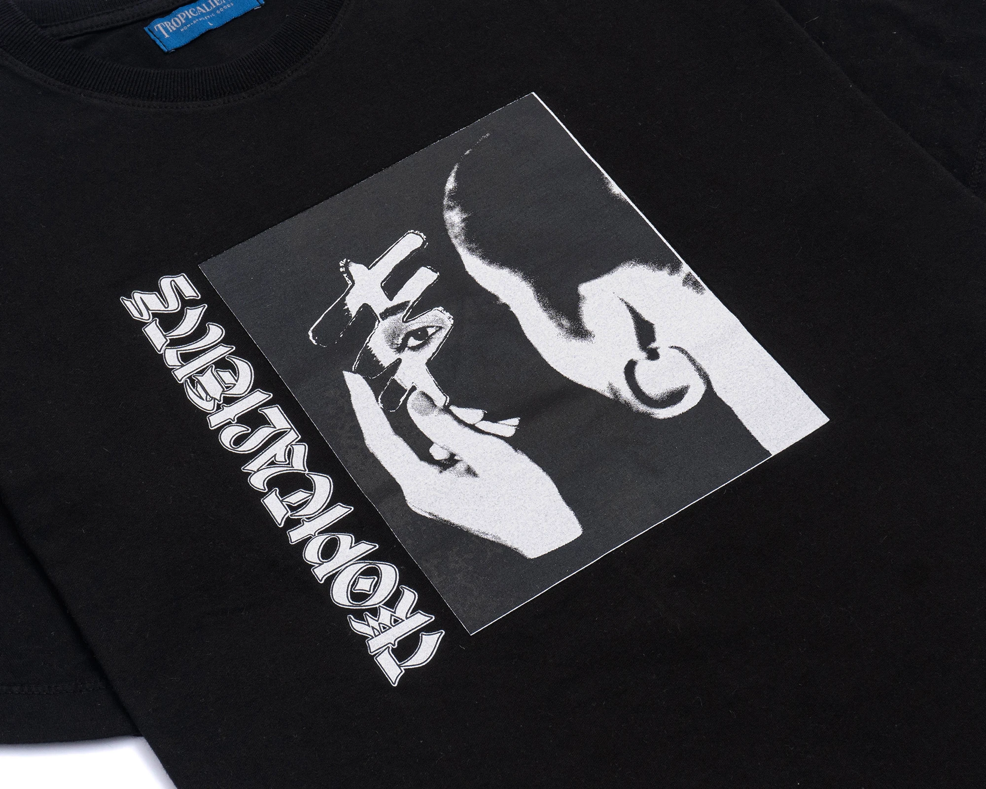 CAMISETA TROPICALIENTS QUEEN PRETA - Image 3